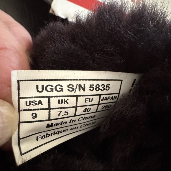 Ugg Women’s Essential Short Boots- Chocolate Brown - Picture 8 of 8